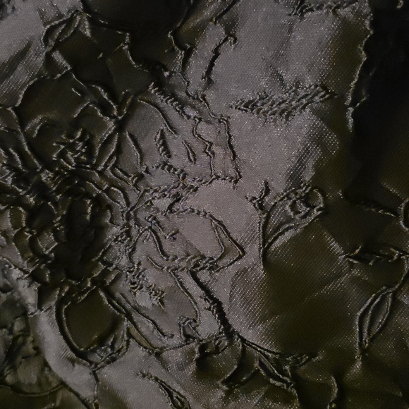 NA-KD Black Puff Sleeve Textured Crop Top- size 32 (US 4)l- NWOT (never worn) 🖤 - Picture 4 of 4